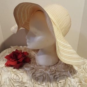 Calvin Klein Women’s Floppy Sun Hat White and Beige Stripe